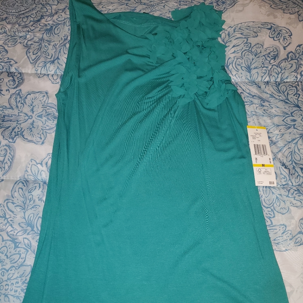 Beautiful green sleeveless shirt